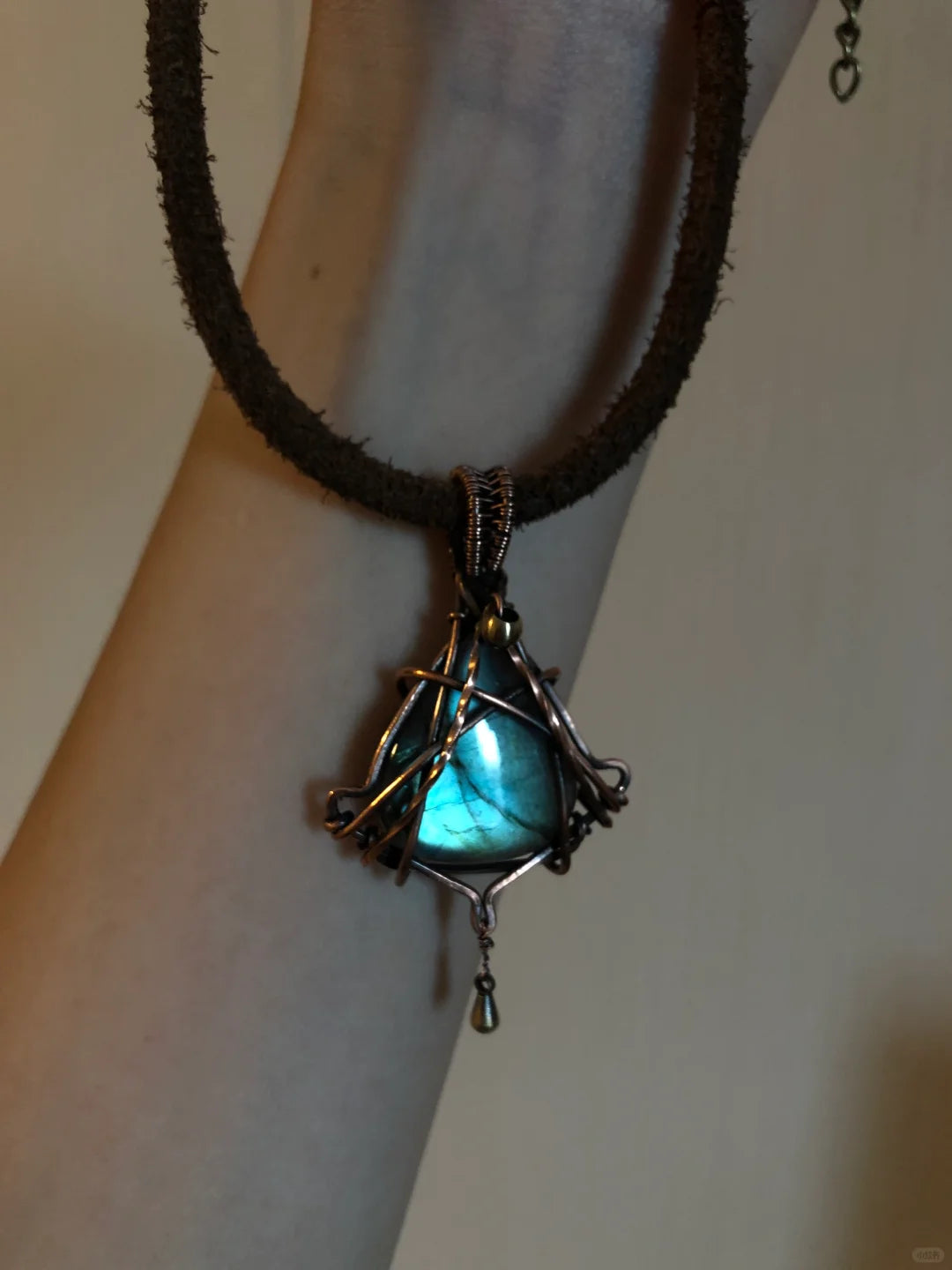 Vintage choker Labradorite triangle