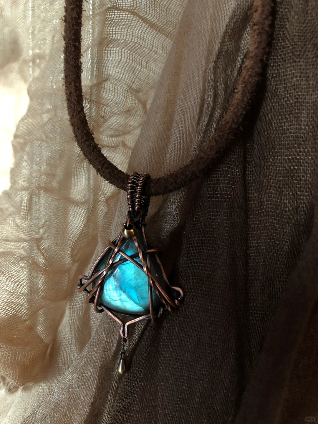 Vintage choker Labradorite triangle