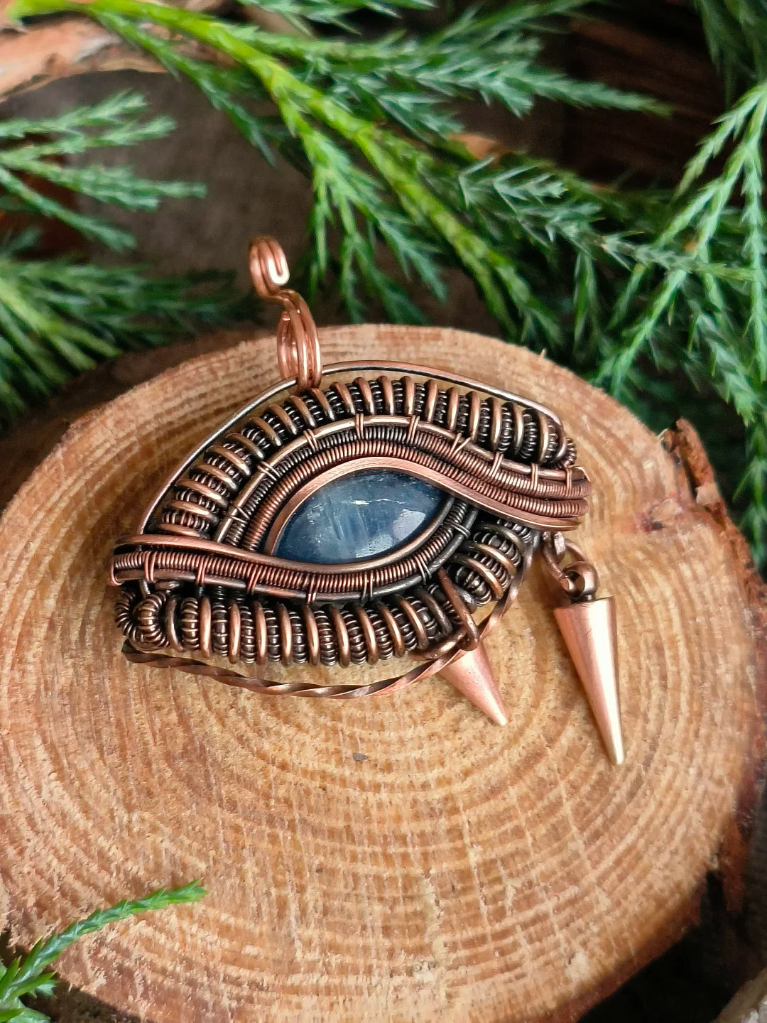 Eye of Horus Wire Wrapping Pendant