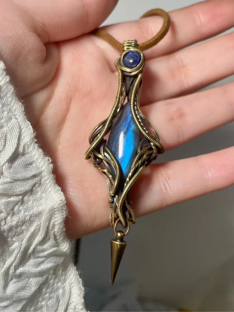 Labradorite Vintage Pendant