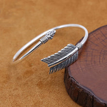 Load image into Gallery viewer, S925 sterling silver creative Indian bow and arrow bracelet

