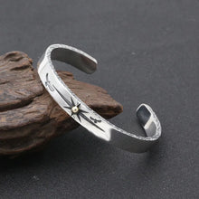 Load image into Gallery viewer, Sterling Silver Vintage Point Gold Ray Bracelet
