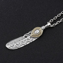 Load image into Gallery viewer, Vintage Silver Feather Necklace
