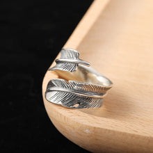 Load image into Gallery viewer, Japanese Silver Feather Open Ring
