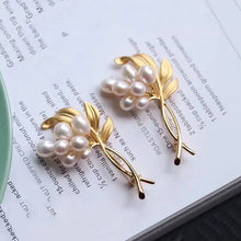 Load image into Gallery viewer, Natural Freshwater Pearl Ear Studs Women&#39;s Big Temperamental Personalized and All-Match Fashion S925 Sterling Silver Pearl
