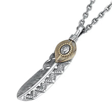 Load image into Gallery viewer, Vintage Silver Feather Necklace
