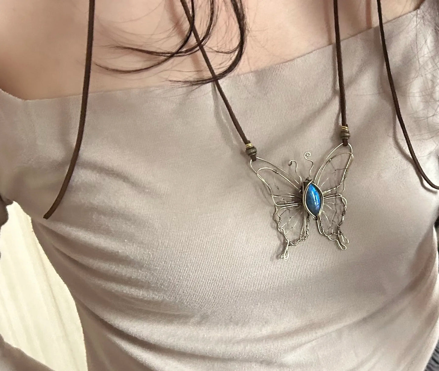 Butterfly labradorite pendant woven